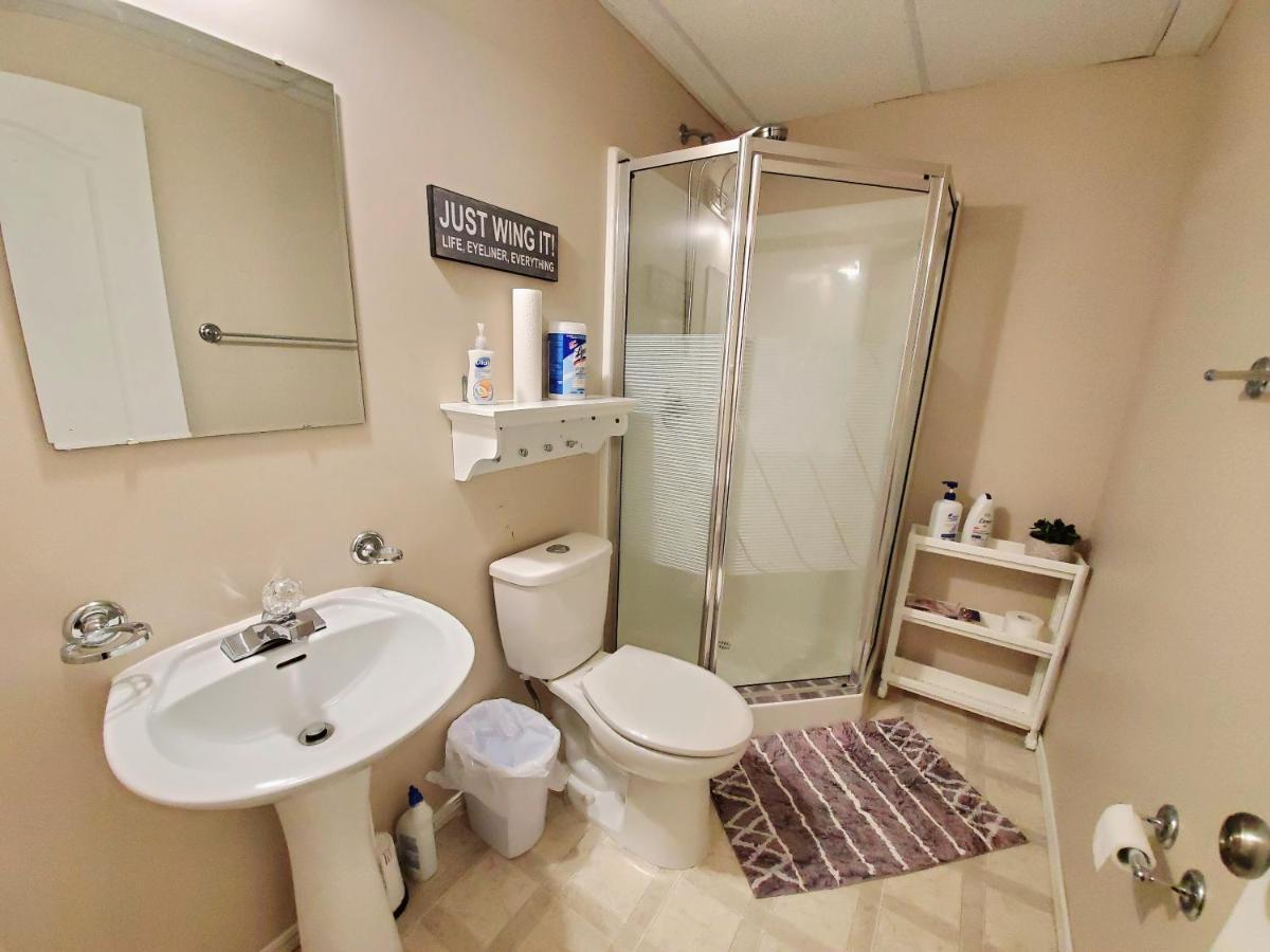 Saskatoon Lashyn Cove Homestay 외부 사진