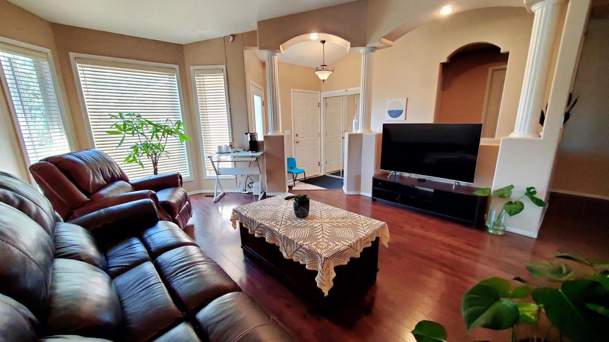 Saskatoon Lashyn Cove Homestay 외부 사진