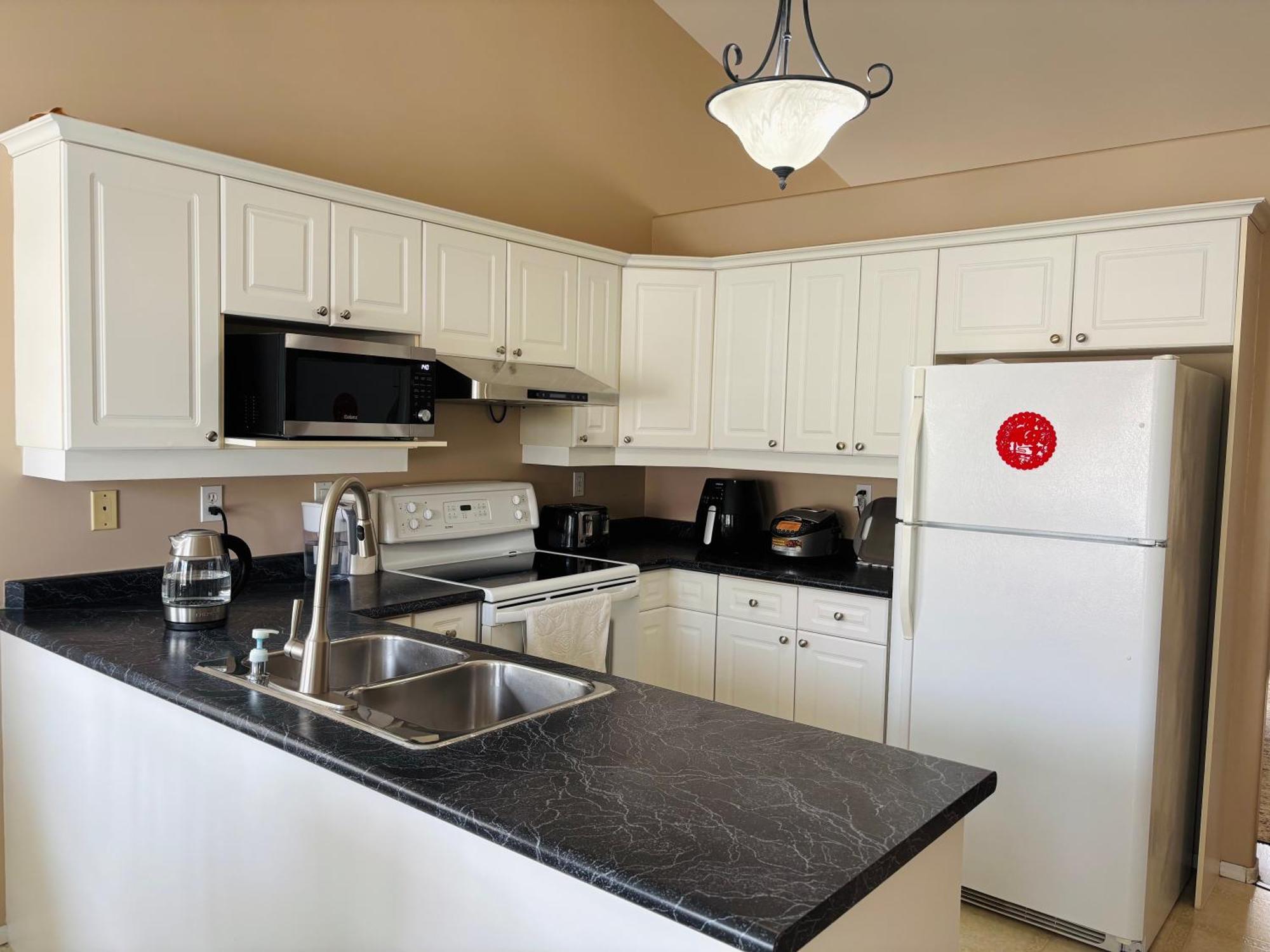 Saskatoon Lashyn Cove Homestay 외부 사진